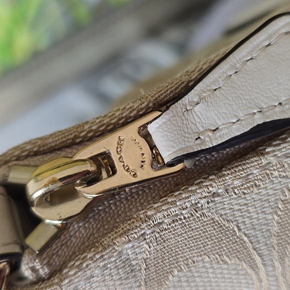 Coach Small Kelsey Satchel Signature Jacquard Light Khaki Chalk Trim New - Picture 9 of 14